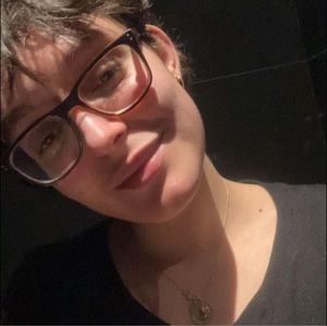 Meet your Posher, Samira